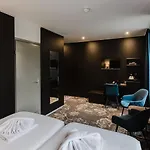 Atlas Hotel 4*