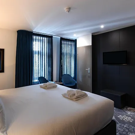 Atlas Hotel 4*