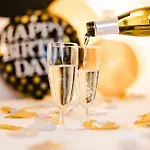 Atlas 호텔 팔켄뷔르흐안더횔